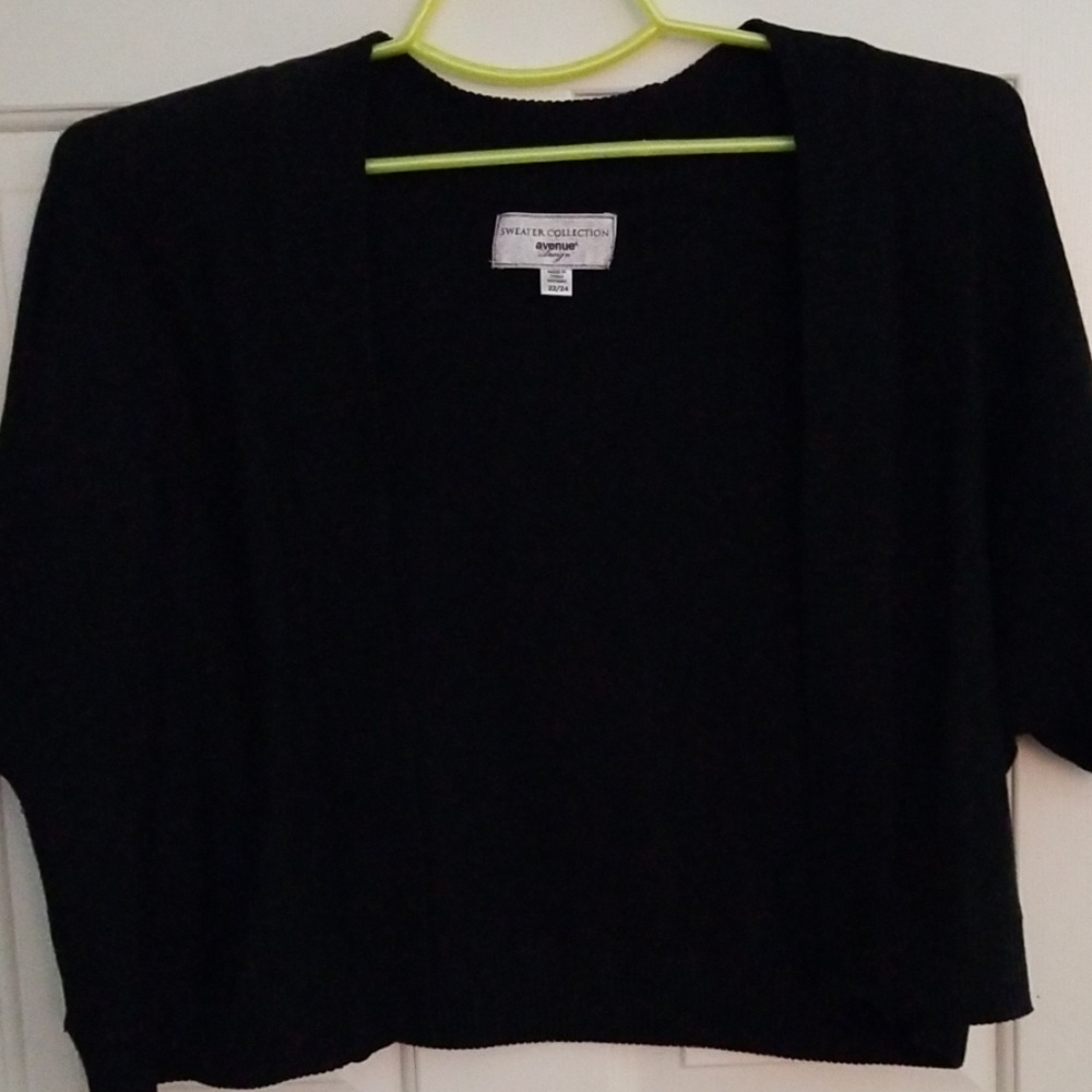 WOMEN'S sweater